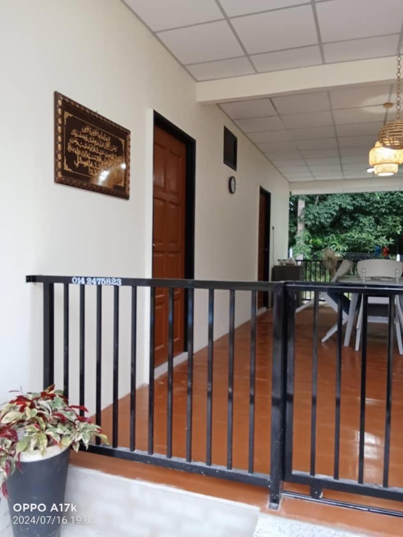 Ferienwohnung Bilik Umar Gerik Exterior foto