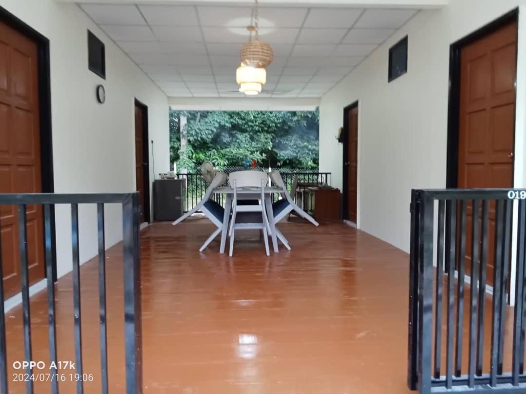 Ferienwohnung Bilik Umar Gerik Exterior foto